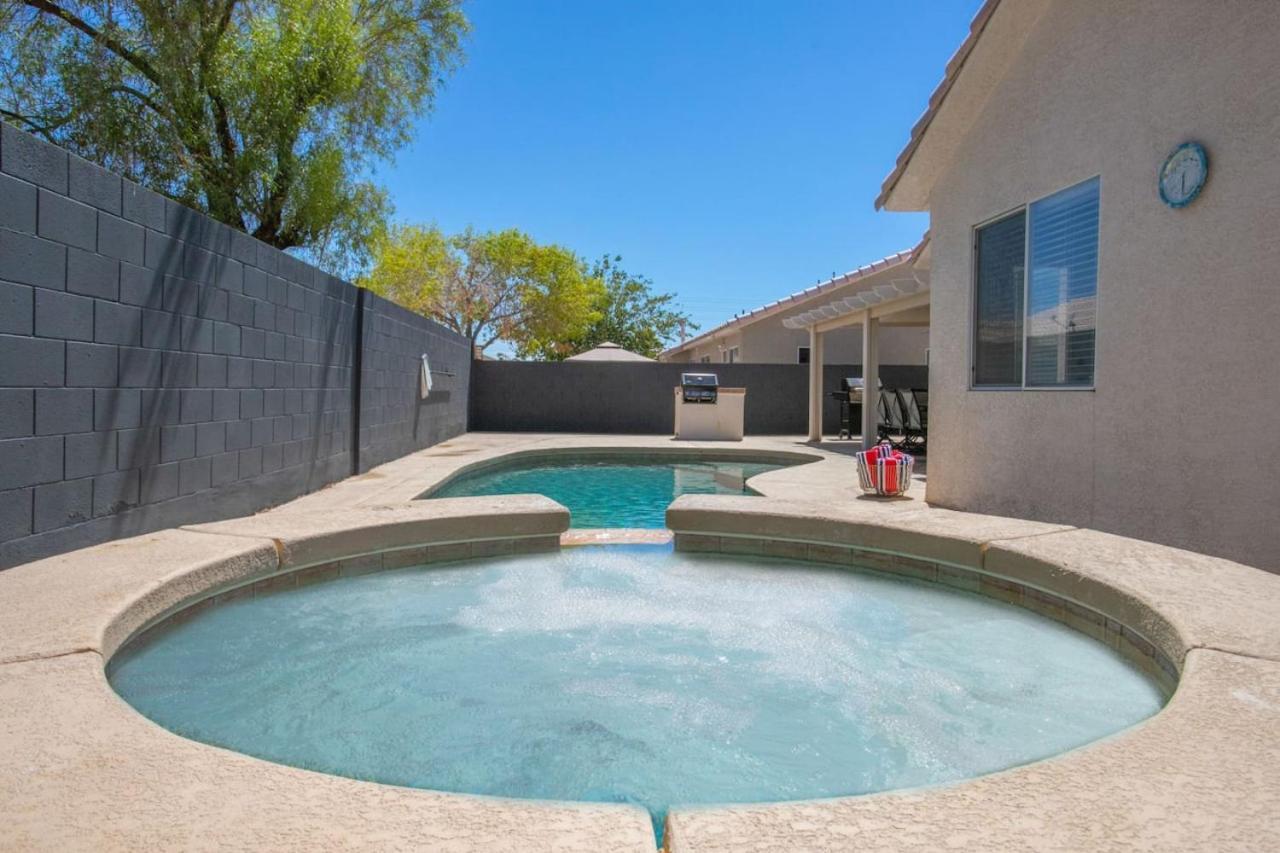 Modern 3br Quiet With Pool Ferienhaus Las Vegas