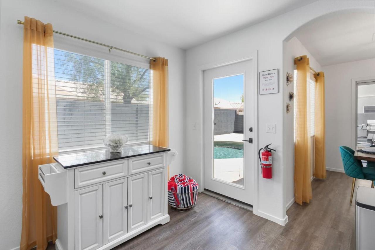 Modern 3br Quiet With Pool Ferienhaus Las Vegas